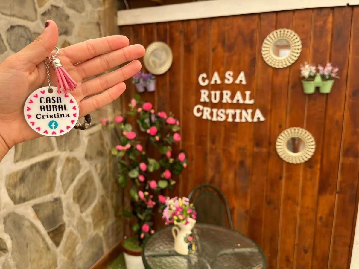 マラガ Casa Rural Cristina- Piscina Climatizadaヴィラ エクステリア 写真